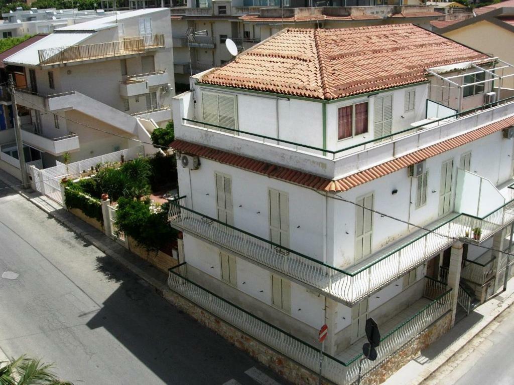 דירות מרינה די רגוזה Casa Mazzarelli מראה חיצוני תמונה